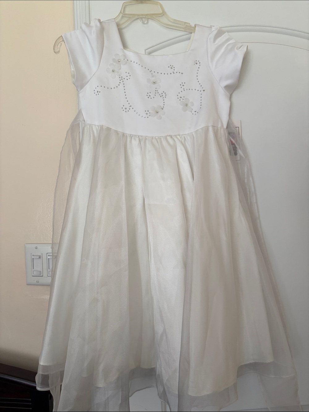 Classic White Flower-Accent Girls' Dress. Flower girl dress